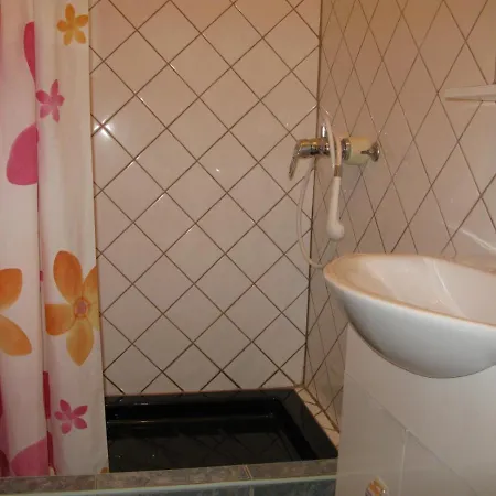 In With Sea View, Terrace, Air Conditioning, W-lan 4229-4 לופאר