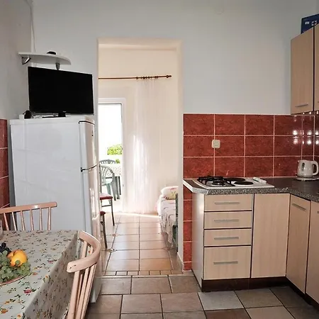In With Sea View, Terrace, Air Conditioning, W-lan 4229-4 * לופאר