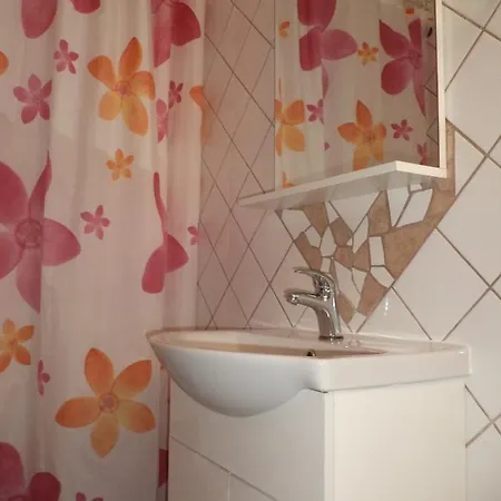 Апартаменты In With Sea View, Terrace, Air Conditioning, W-lan 4229-4 *